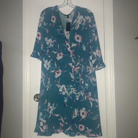 Lane Bryant Ruffle Trim Faux Wrap Dress - Picture 1 of 3
